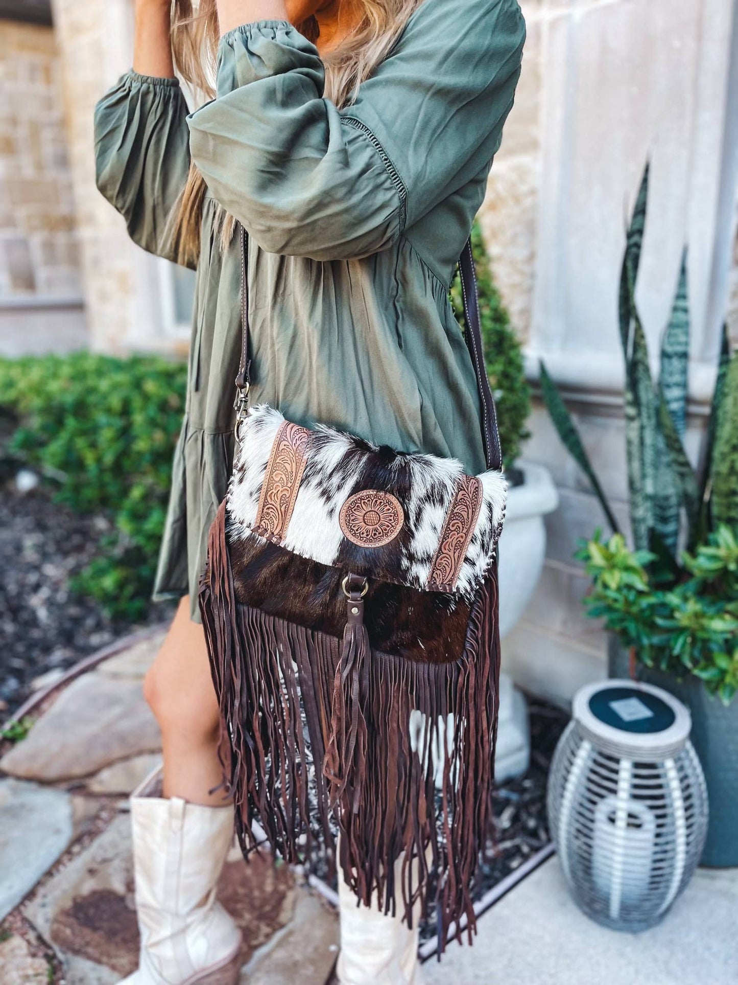 THE STEVIE COWHIDE PURSE