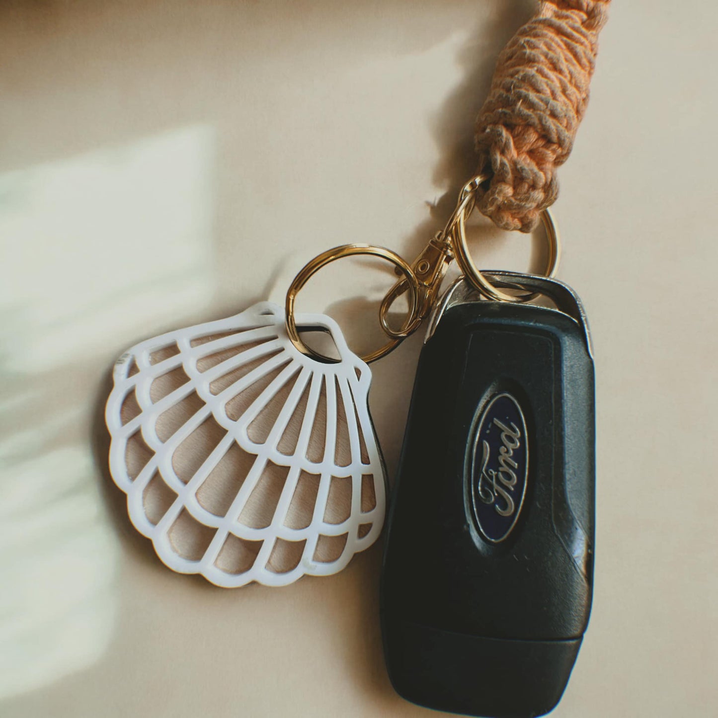 SEASHELL KEYCHAIN