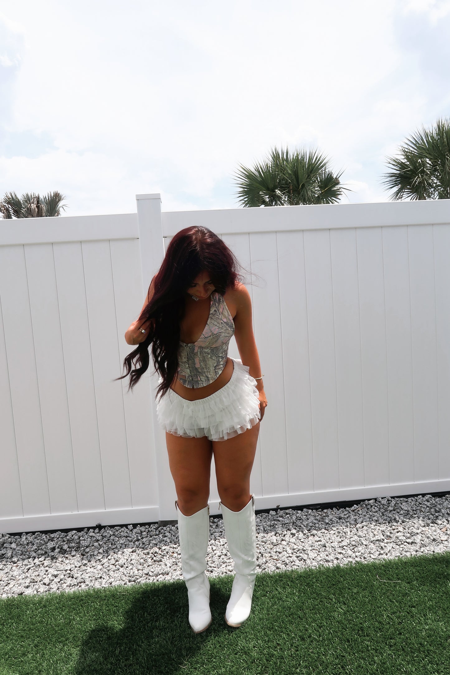PRETTY LITTLE OUTLAW TOP