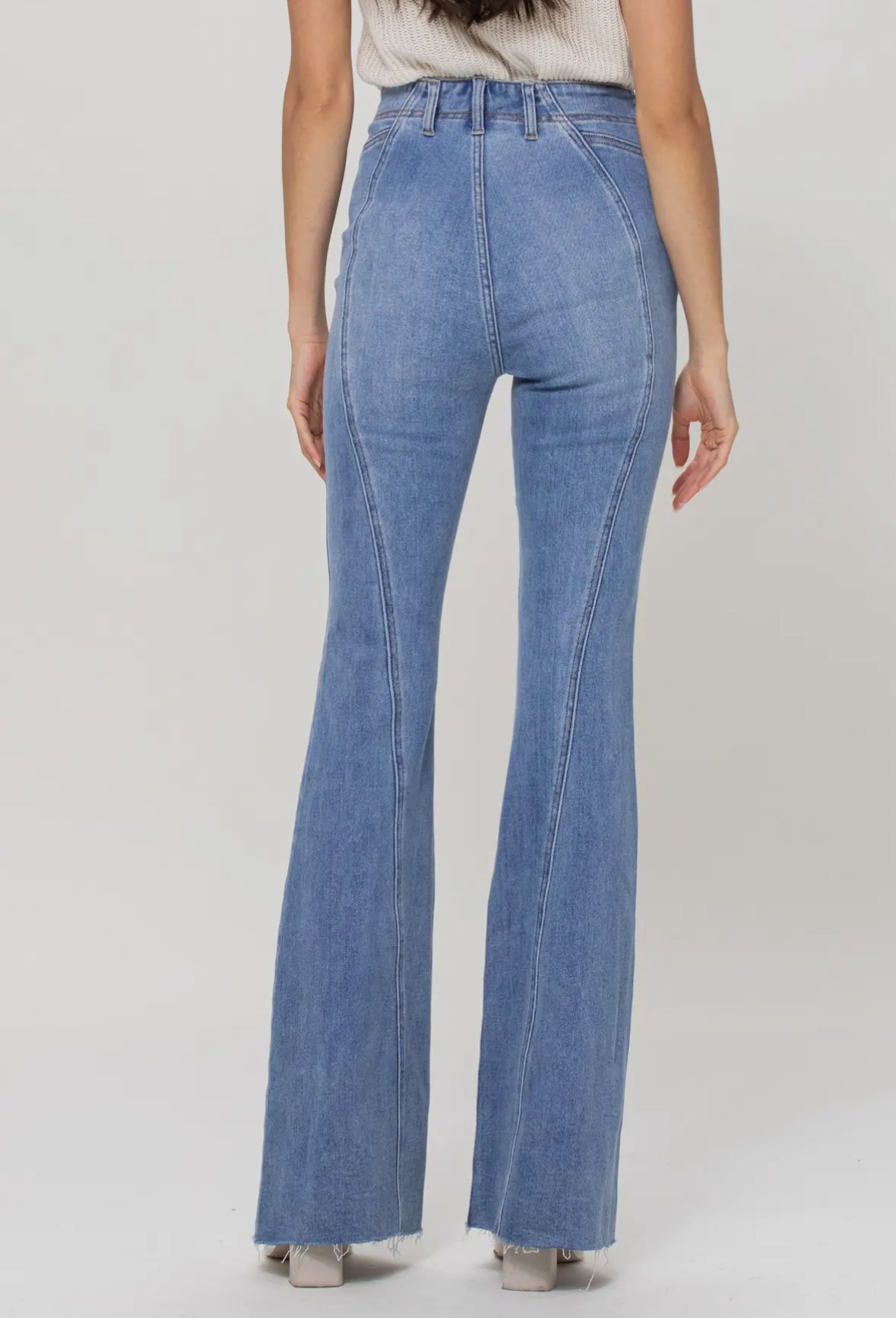 HIGH RISE REVENGE JEAN