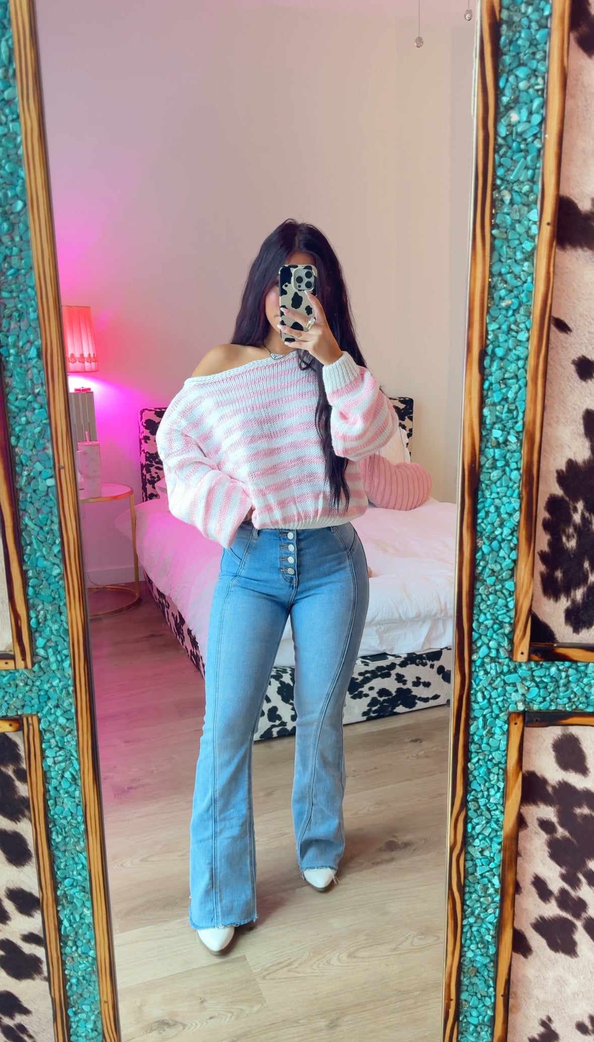 STRAWBERRY MILK SWEATER
