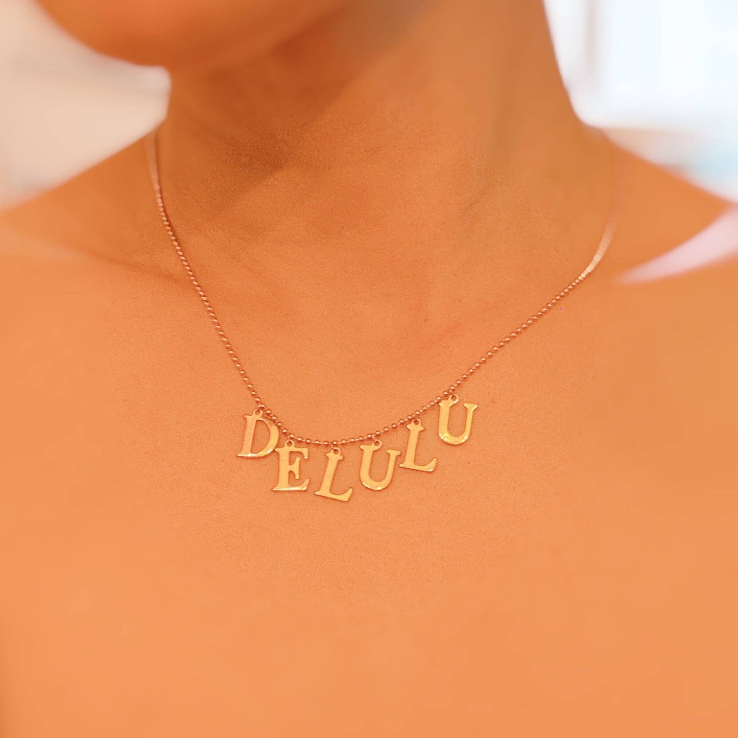 DELULU NECKLACE