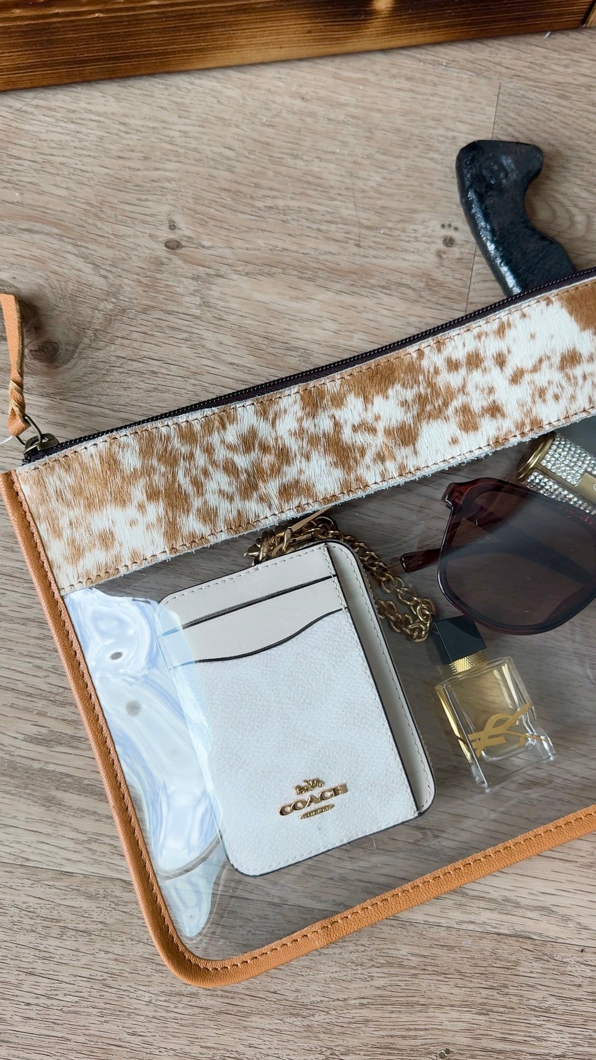 TAN + WHITE COWHIDE CLEAR CARRY ALL
